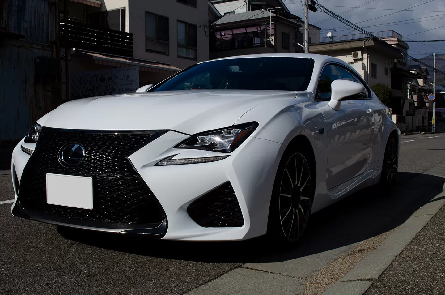 エアコン消臭を施工したLEXUS RC F